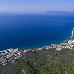Apartamento With Parking Space Tucepi, Makarska - 22086