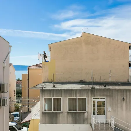 Apartamento With Parking Space Tucepi, Makarska - 22086