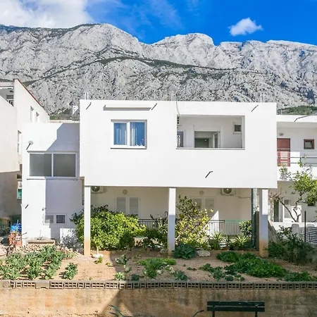 With Parking Space Tucepi, Makarska - 22086 Apartamento *